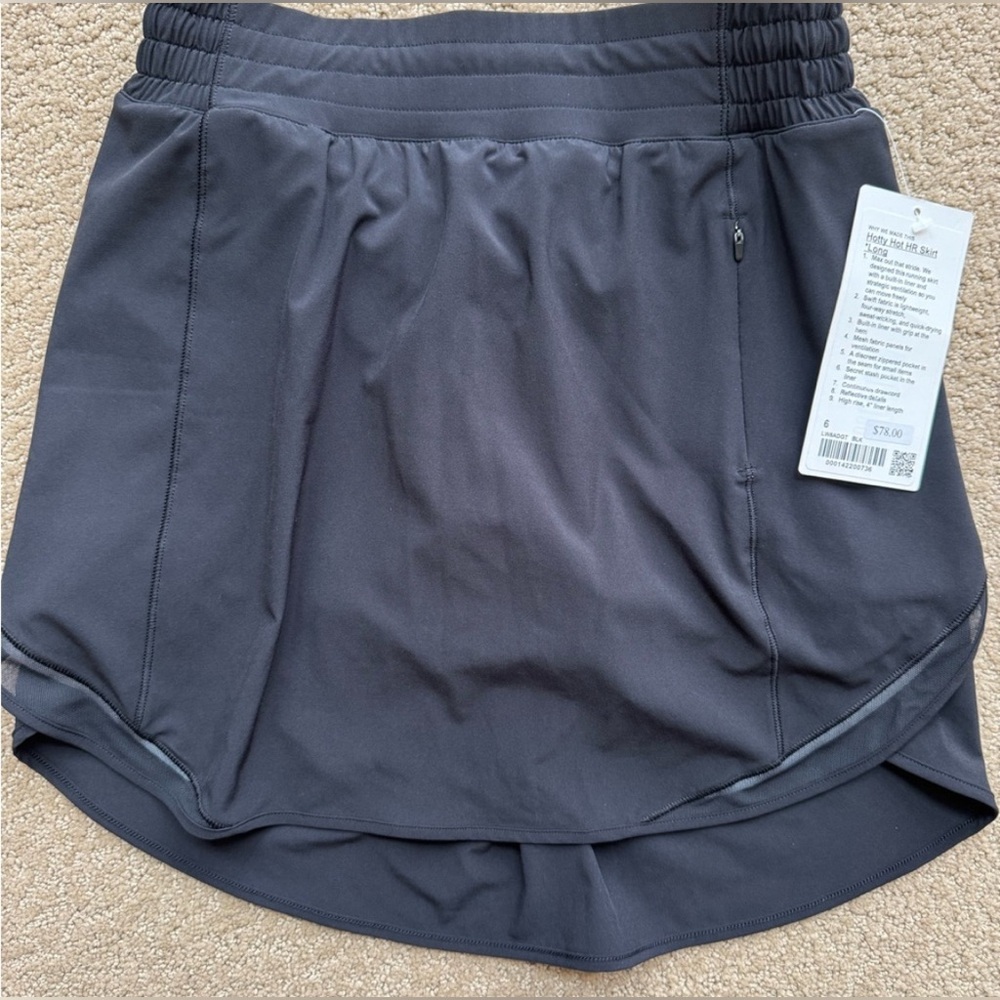 Lululemon Hotty Hot HR long Skirt with shorts, Sz.6